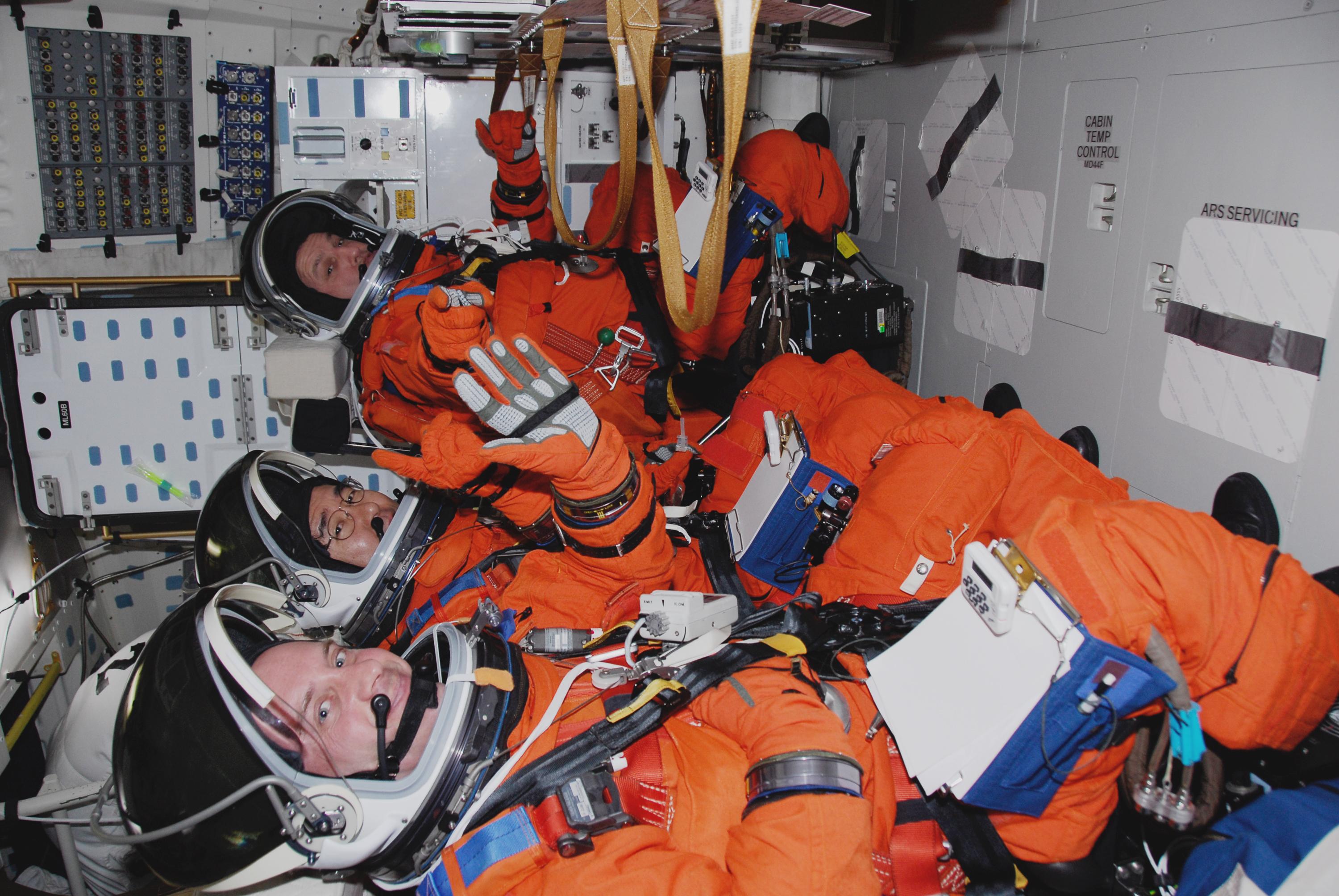 nasa astronaut zero gravity position