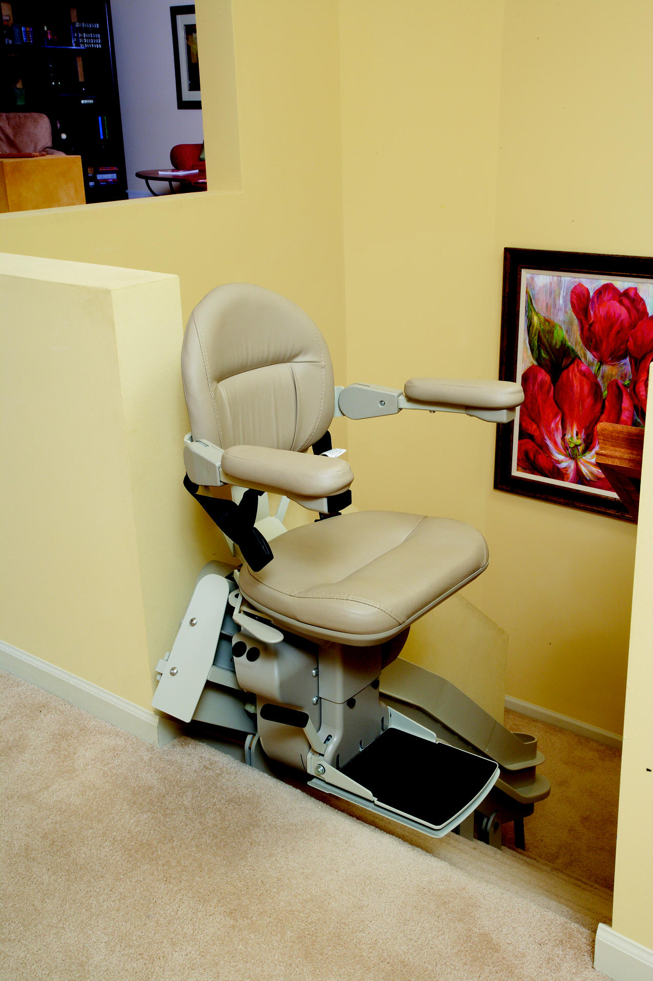 San Fernando Valley Porch Wheelchair Elevator for mobile homes